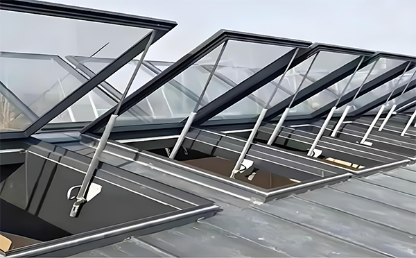 和田市消防排烟窗