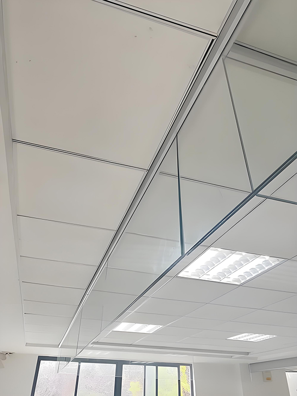 和田市玻璃和田市挡烟垂壁