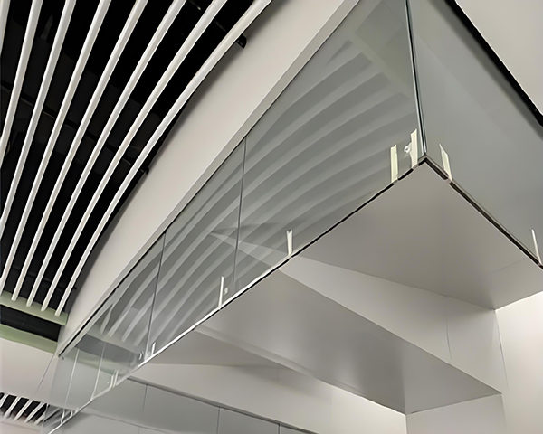 和田市玻璃和田市挡烟垂壁