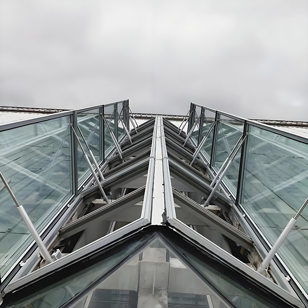 和田市排烟天窗