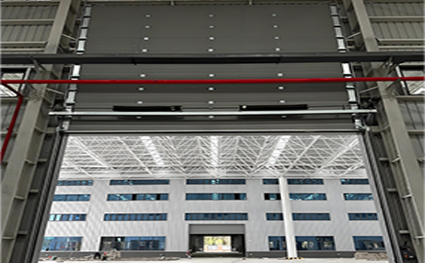 和田市工业提升门