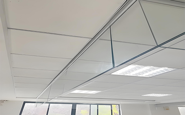 和田市玻璃挡烟垂壁