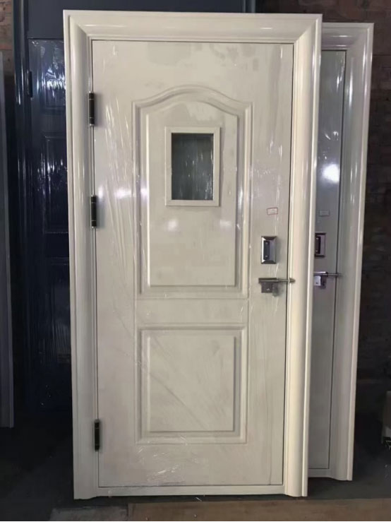 和田市学校教室门