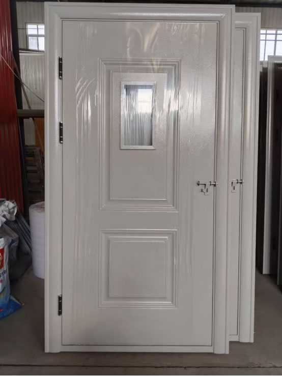 和田市学校教室门