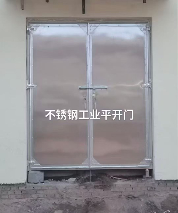 不锈钢和田市工业平开门在现代工业场景中的应用实践